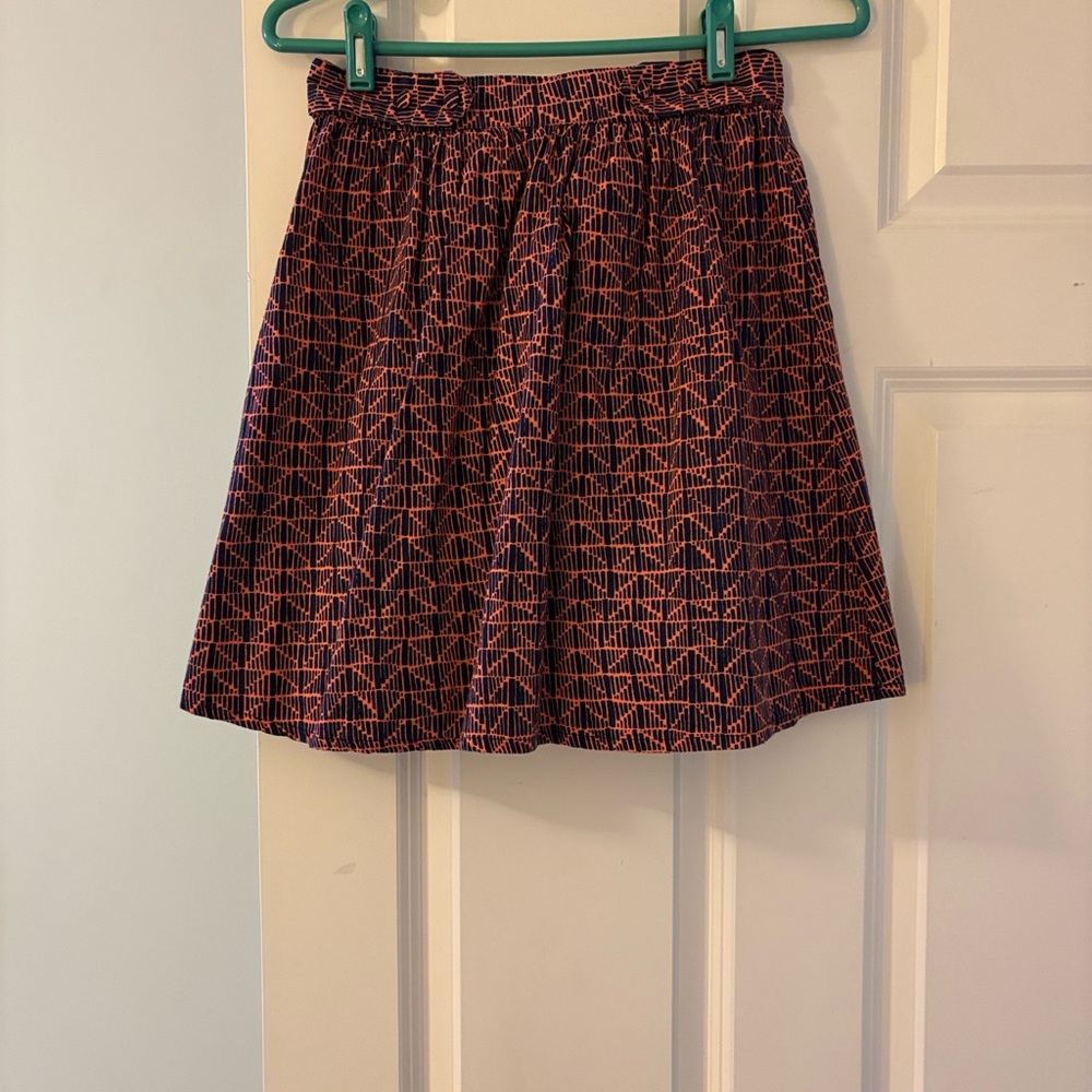 Mata traders navy and coral skirt